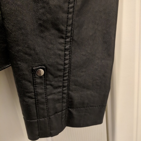 NWOT Kenneth Cole Faux Leather Jacket - Picture 2 of 6
